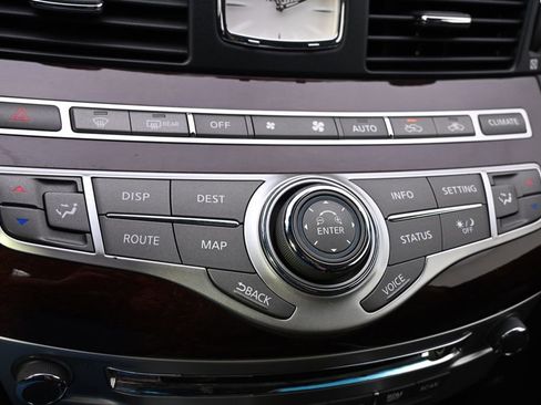 Used 2011 INFINITI M37 x w/ Premium Pkg AWD/4WD image 30