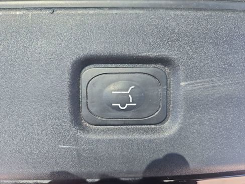 Used 2025 Ford Expedition Platinum AWD/4WD image 31