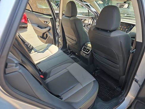 Used 2023 Subaru Outback Onyx Edition AWD/4WD image 11