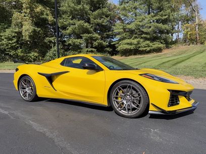 Used 2025 Chevrolet Corvette Z06 w/ Chrome Exterior Badge Package