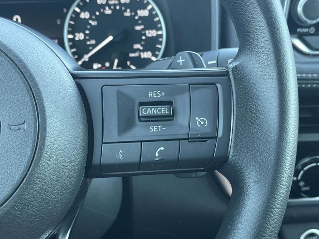 Used 2022 Nissan Rogue S FWD image 27