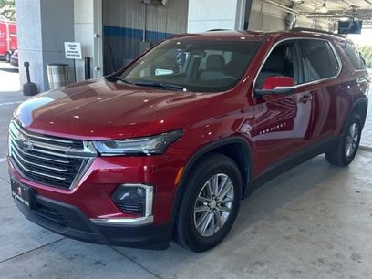 Used 2023 Chevrolet Traverse LT