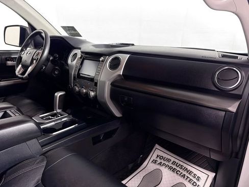 Used 2019 Toyota Tundra SR5 AWD/4WD image 28