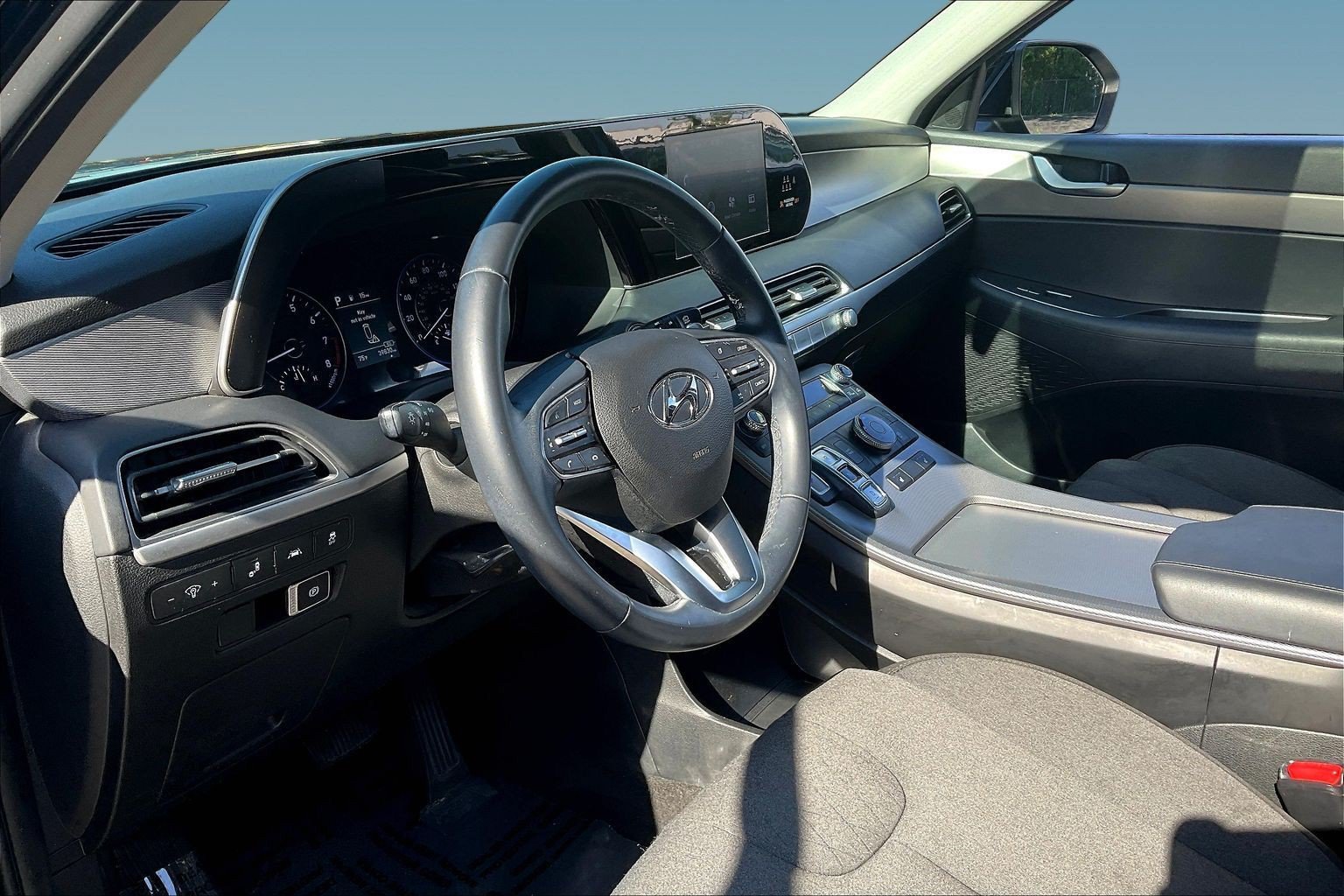 Used 2022 Hyundai Palisade SEL AWD/4WD image 16