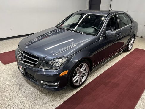 Used 2014 Mercedes-Benz C 300 4MATIC Sedan image 3