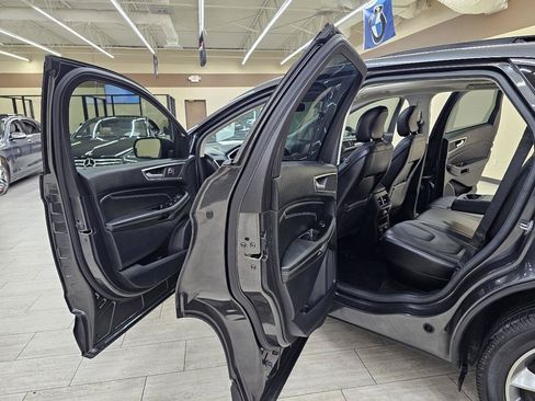 Used 2015 Ford Edge Titanium w/ Equipment Group 302A FWD image 16