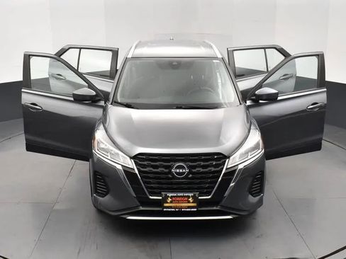 Used 2023 Nissan Kicks SV image 10
