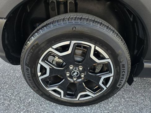 Used 2025 Ford Bronco Sport Outer Banks w/ Outer Banks Tech Package+ AWD/4WD image 35