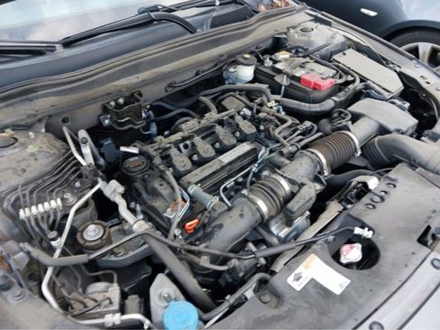 Used 2018 Honda Accord LX image 23