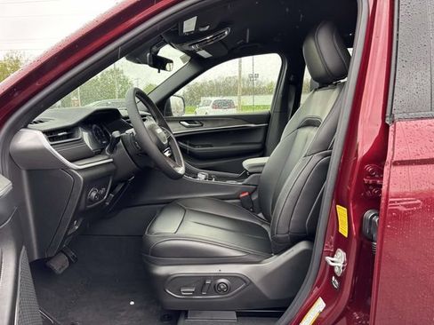New 2026 Jeep Grand Cherokee L Limited AWD/4WD image 5