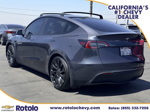 Used 2022 Tesla Model Y Performance AWD/4WD image 4