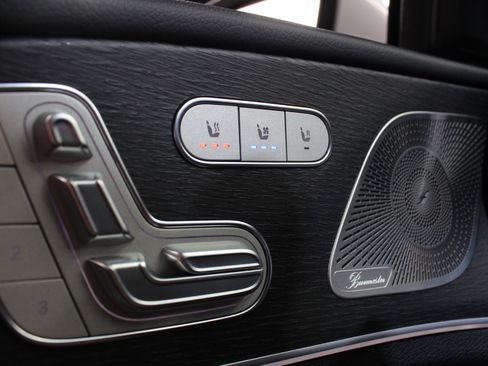 Used 2023 Mercedes-Benz GLS 450 4MATIC image 81