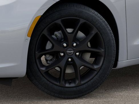 New 2026 Chrysler Pacifica Limited w/ S Appearance Package image 9