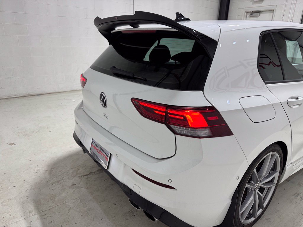 Used 2024 Volkswagen Golf R AWD/4WD image 6