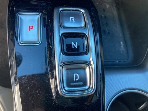 Used 2023 Hyundai Sonata Limited image 24