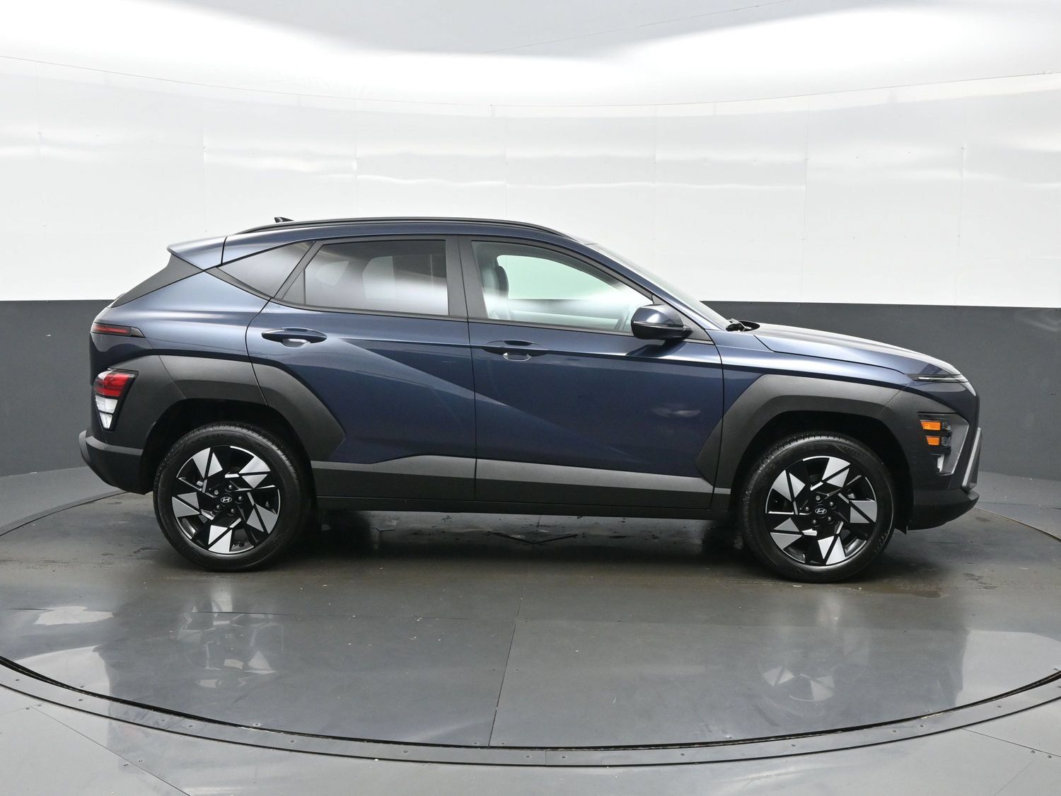 Certified 2025 Hyundai Kona SEL AWD/4WD image 7