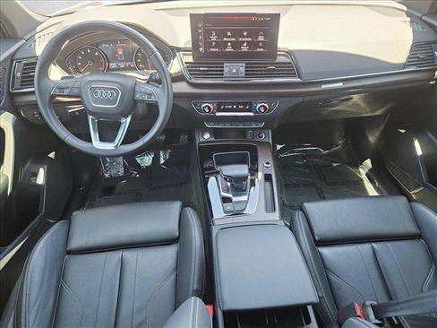 Used 2023 Audi Q5 2.0T Premium w/ Convenience Package AWD/4WD image 17