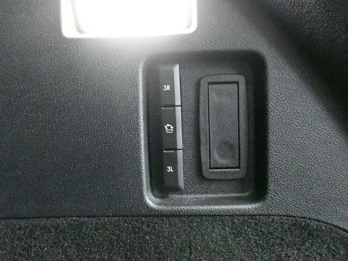 Used 2023 Lincoln Aviator Reserve image 47