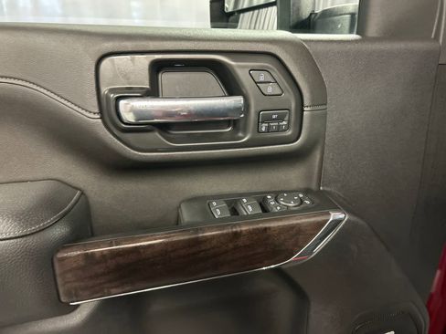 Used 2023 GMC Sierra 2500 Denali AWD/4WD image 12