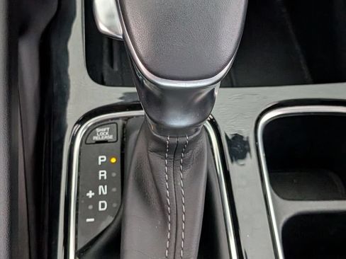 Used 2025 Kia Telluride S FWD image 17
