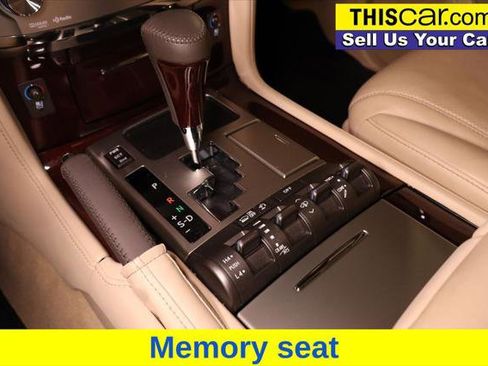 Used 2013 Lexus LX 570 4WD image 17