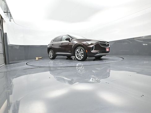 Used 2023 Buick Envision Avenir image 31