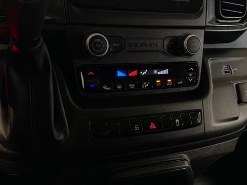 Used 2026 RAM ProMaster 2500 w/ Convenience Group FWD image 20