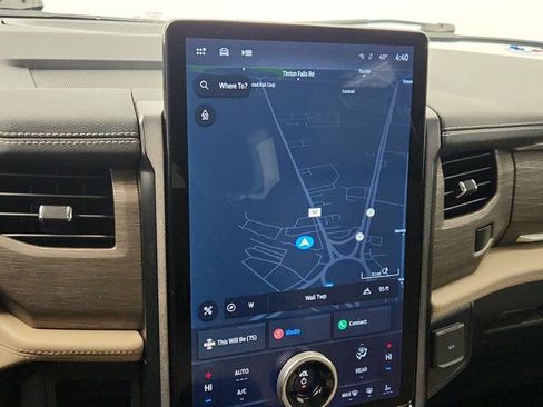 Used 2022 Ford Expedition Max Limited image 20