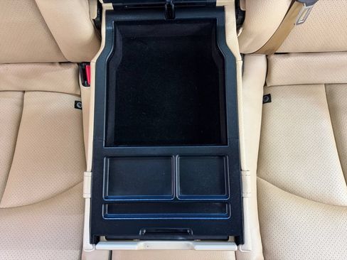 Used 2007 Mercedes-Benz E 350 Sedan image 36