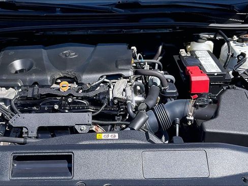 Used 2020 Toyota Camry SE FWD image 32