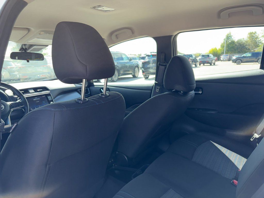Used 2025 Nissan Leaf S FWD image 24