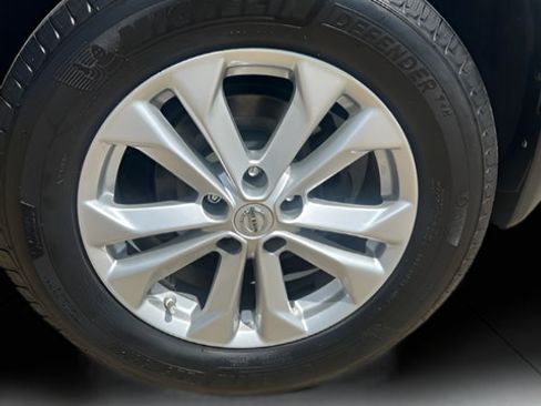 Used 2018 Nissan Rogue SL AWD/4WD image 54