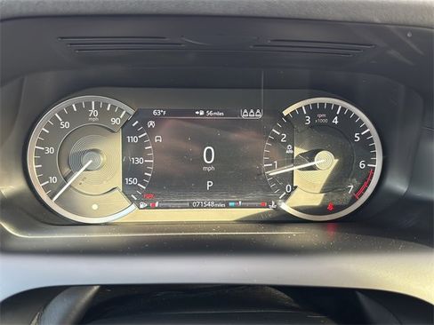 Used 2020 Land Rover Discovery Sport image 28