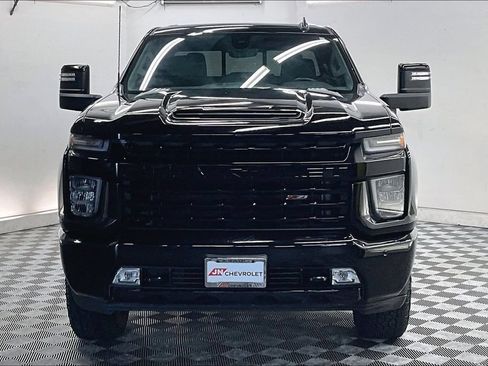 Used 2022 Chevrolet Silverado 3500 LT w/ All Star Edition AWD/4WD image 2