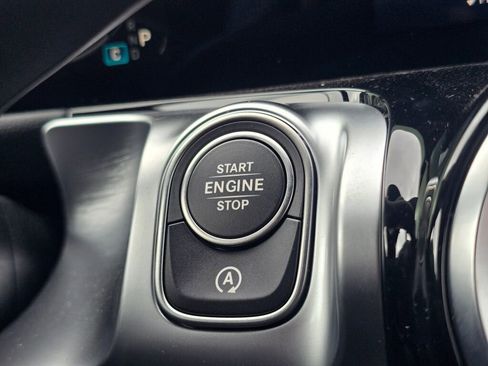 New 2026 Mercedes-Benz GLB 250 4MATIC image 44