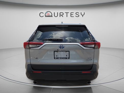 Certified 2023 Toyota RAV4 XLE Premium AWD/4WD image 4
