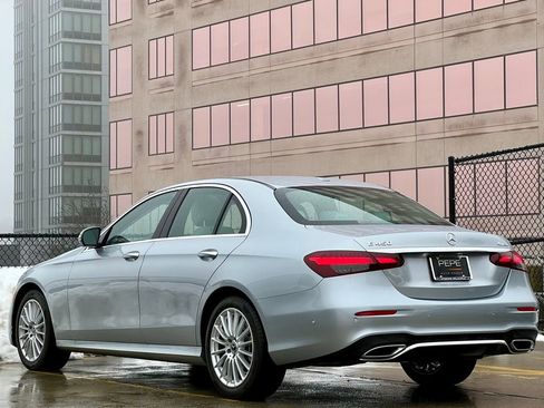 Used 2023 Mercedes-Benz E 450 4MATIC Sedan image 5