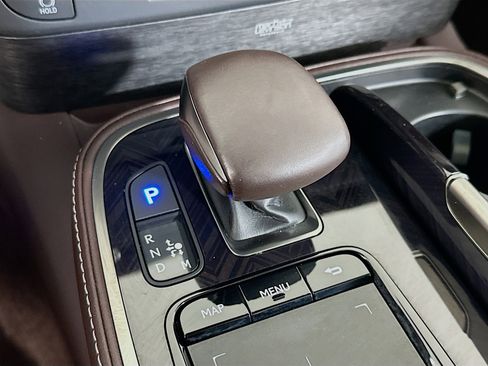 Used 2020 Lexus LS 500 image 25