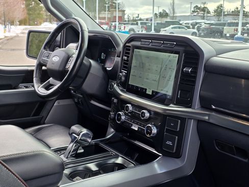 Used 2022 Ford F150 Lariat image 18