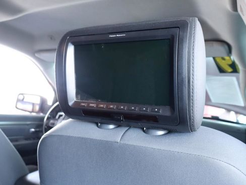 Used 2019 RAM 1500 Big Horn RWD image 35