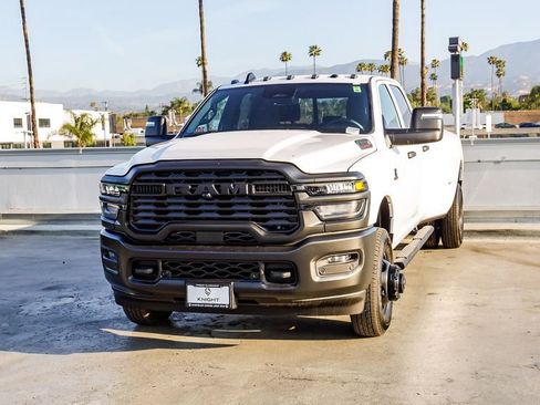 New 2026 RAM 3500 Tradesman image 4