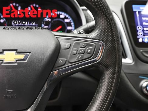 Used 2023 Chevrolet Malibu LT FWD image 16