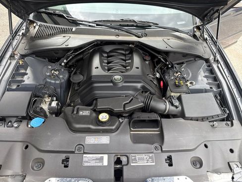 Used 2004 Jaguar XJ8 RWD image 26