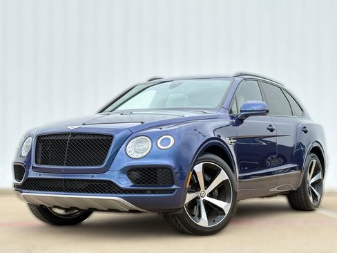Used 2019 Bentley Bentayga AWD/4WD image 2