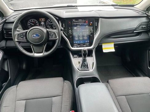 Used 2023 Subaru Outback Premium image 11
