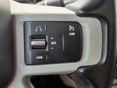 Used 2021 Land Rover Defender 110 SE AWD/4WD image 24