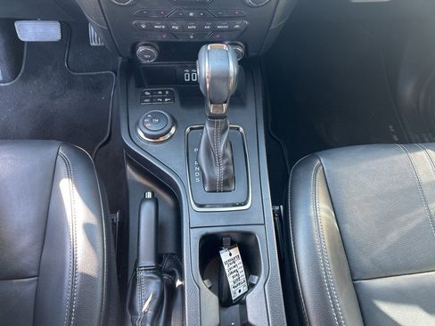 Used 2019 Ford Ranger Lariat w/ Equipment Group 501A Mid image 12