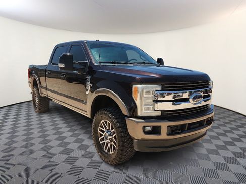Used 2018 Ford F250 King Ranch w/ King Ranch Ultimate Package AWD/4WD image 6