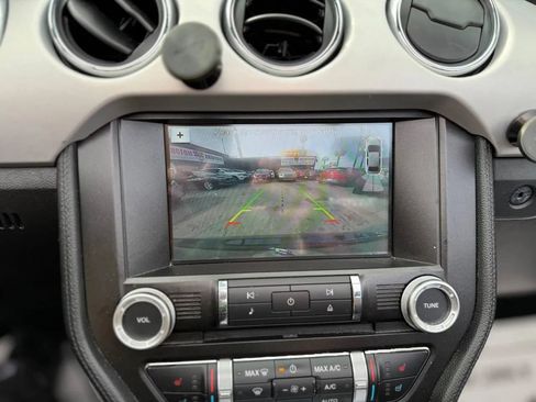 Used 2016 Ford Mustang Premium image 33