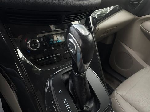 Used 2014 Ford Escape Titanium FWD image 24